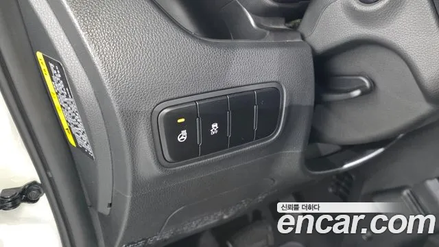 Kia RAY Prestige — photo 1 of 30