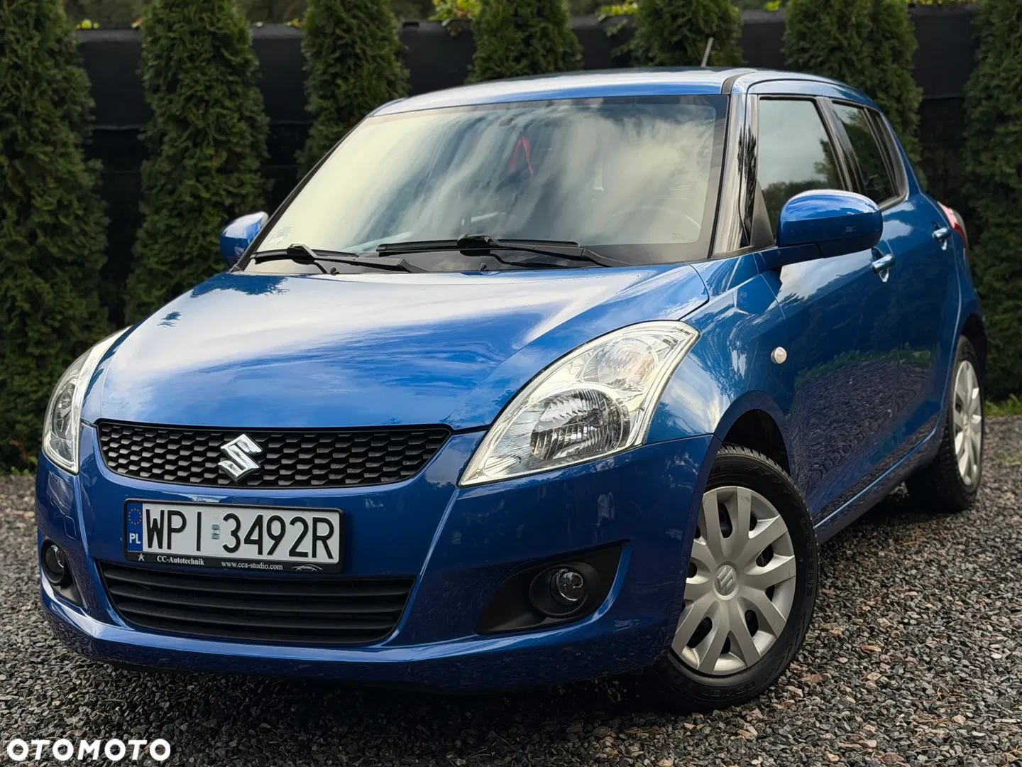 2011 Suzuki Swift 1.2 30 Jahre, photograph 2