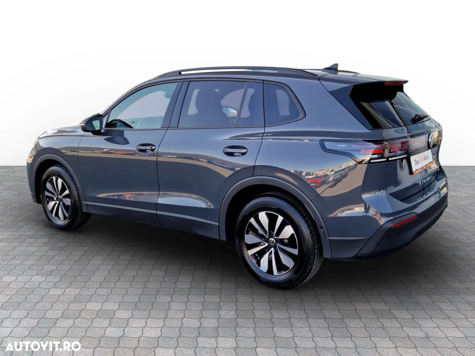 2026 Volkswagen Tiguan, photograph 3