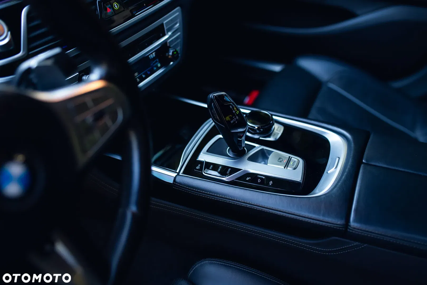 2021 BMW Seria 7 740d xDrive mHEV sport, photograph 11
