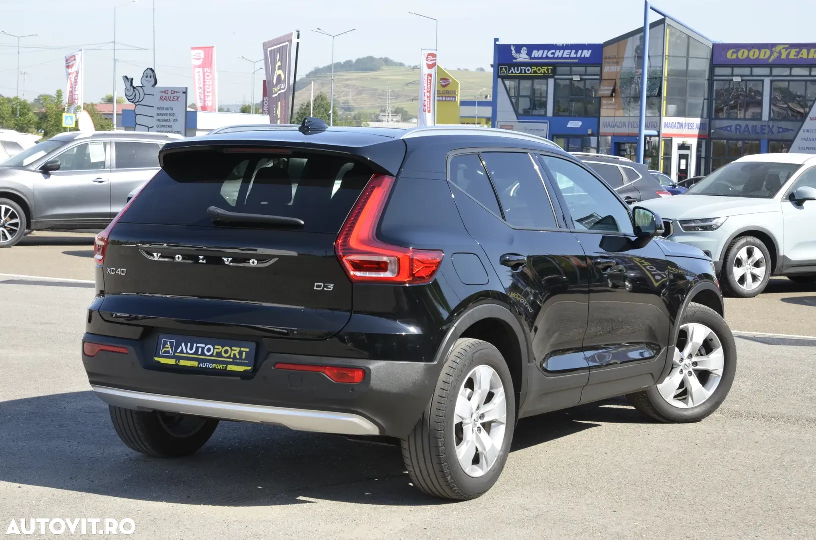 2019 Volvo XC 40 D3 Momentum, photograph 9