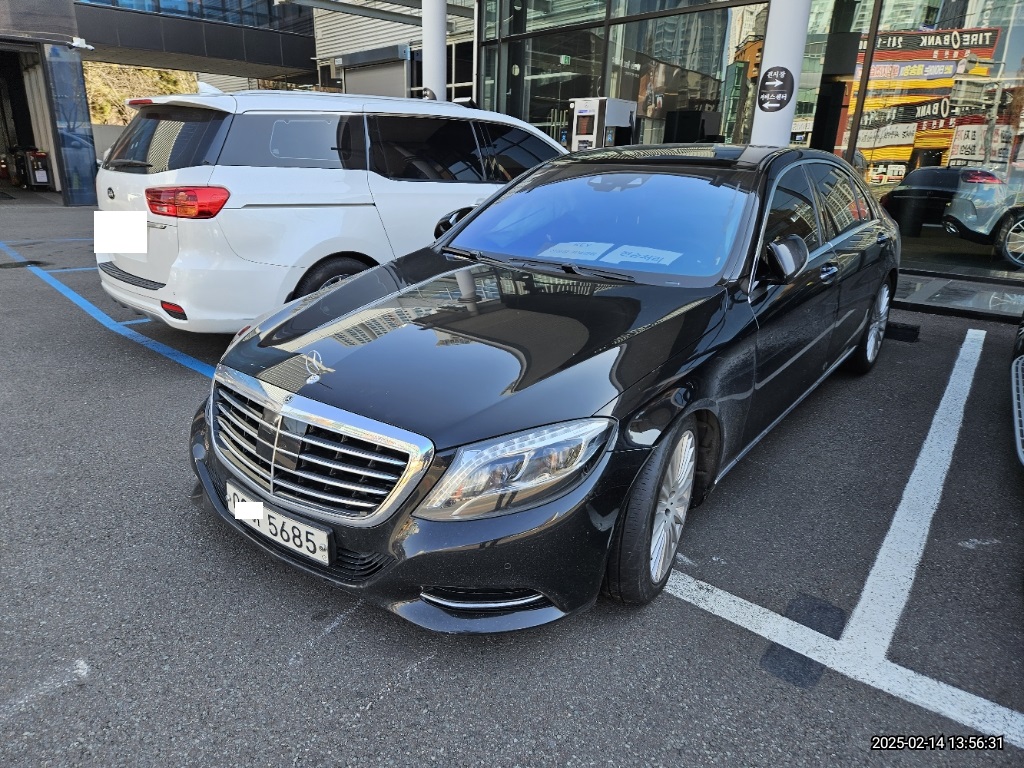 2017 Mercedes-Benz S350 d 4Matic L, photograph 4