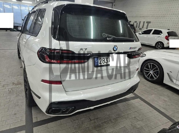 2024 BMW X7 M60i xDrive, photograph 4