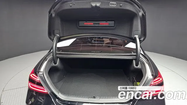 2023 Genesis G70 Gasoline 3.3T 4WD, photograph 4