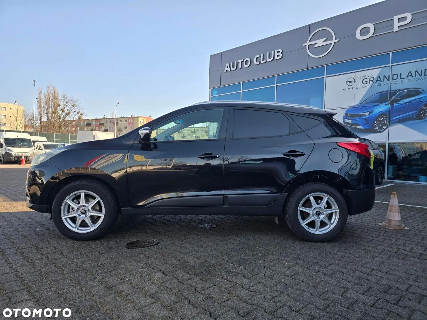 2013 Hyundai ix35 1.7 CRDi Comfort 2WD, photograph 3