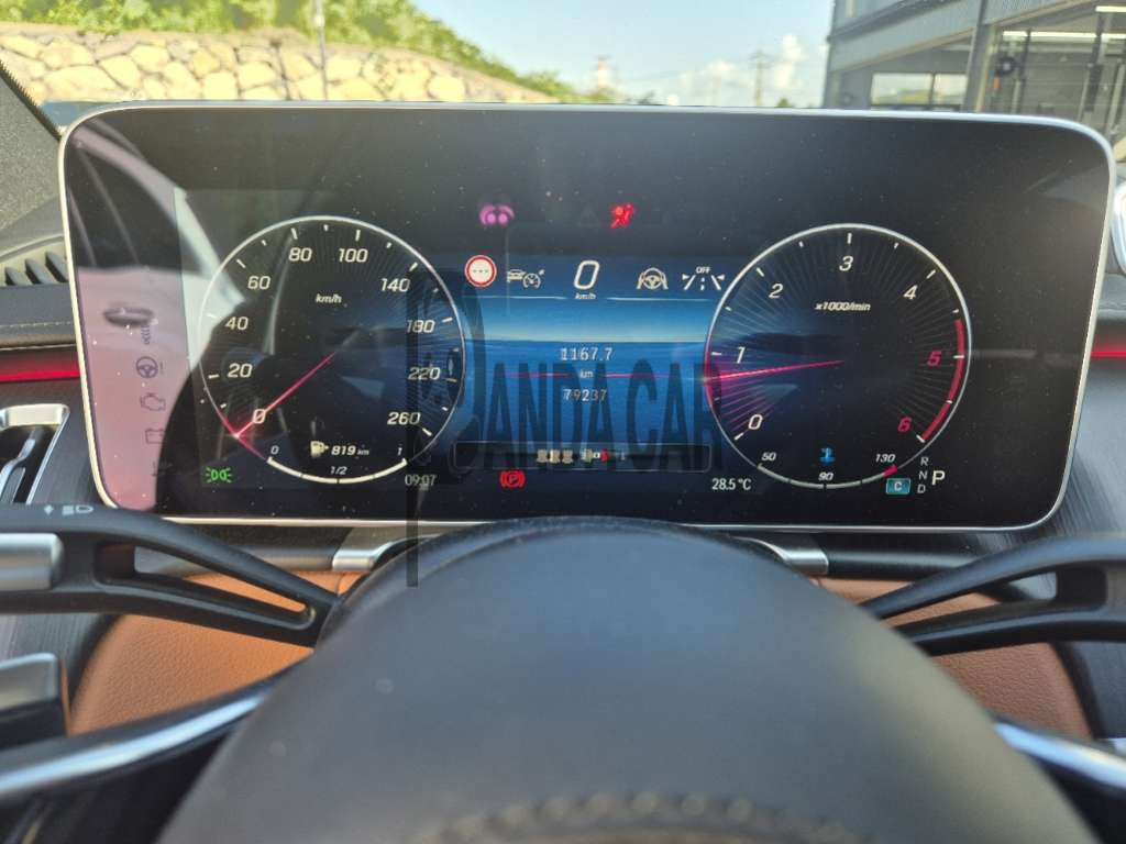 2022 Mercedes-Benz S350 d, photograph 3