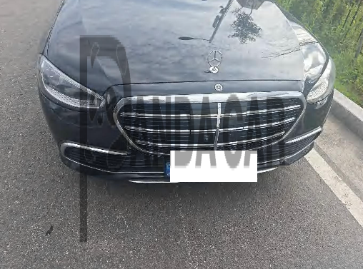 2022 Mercedes-Benz S350 d, photograph 1