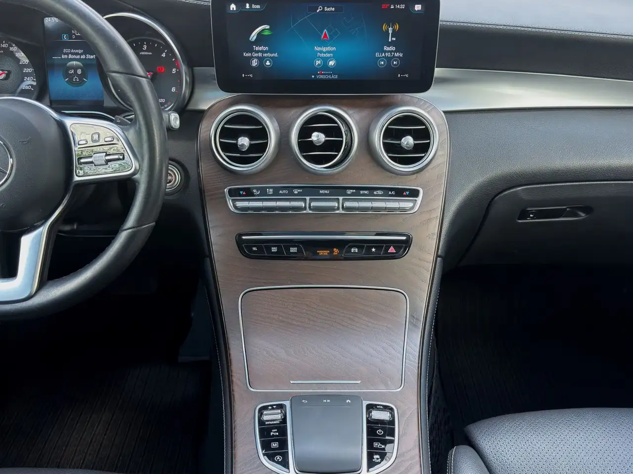 2019 Mercedes-Benz GLC 220 d 4MATIC Offroad°PANO°AHK°NAVI°KAM°LED°, photograph 9