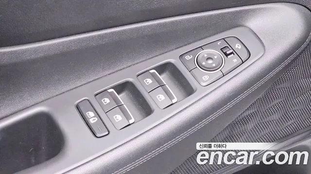 2022 Hyundai Santafe Diesel 2.2 2WD, photograph 6