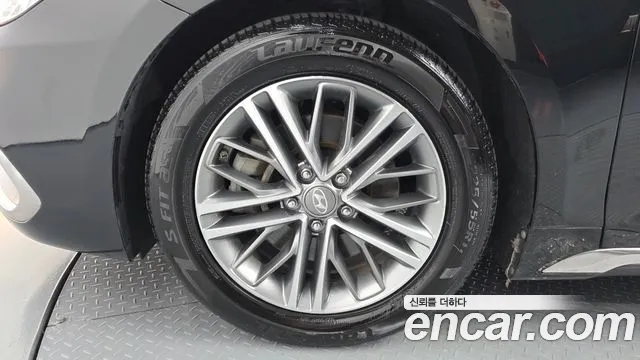 Hyundai Grandeur 2.4 Premium — photo 1 of 30