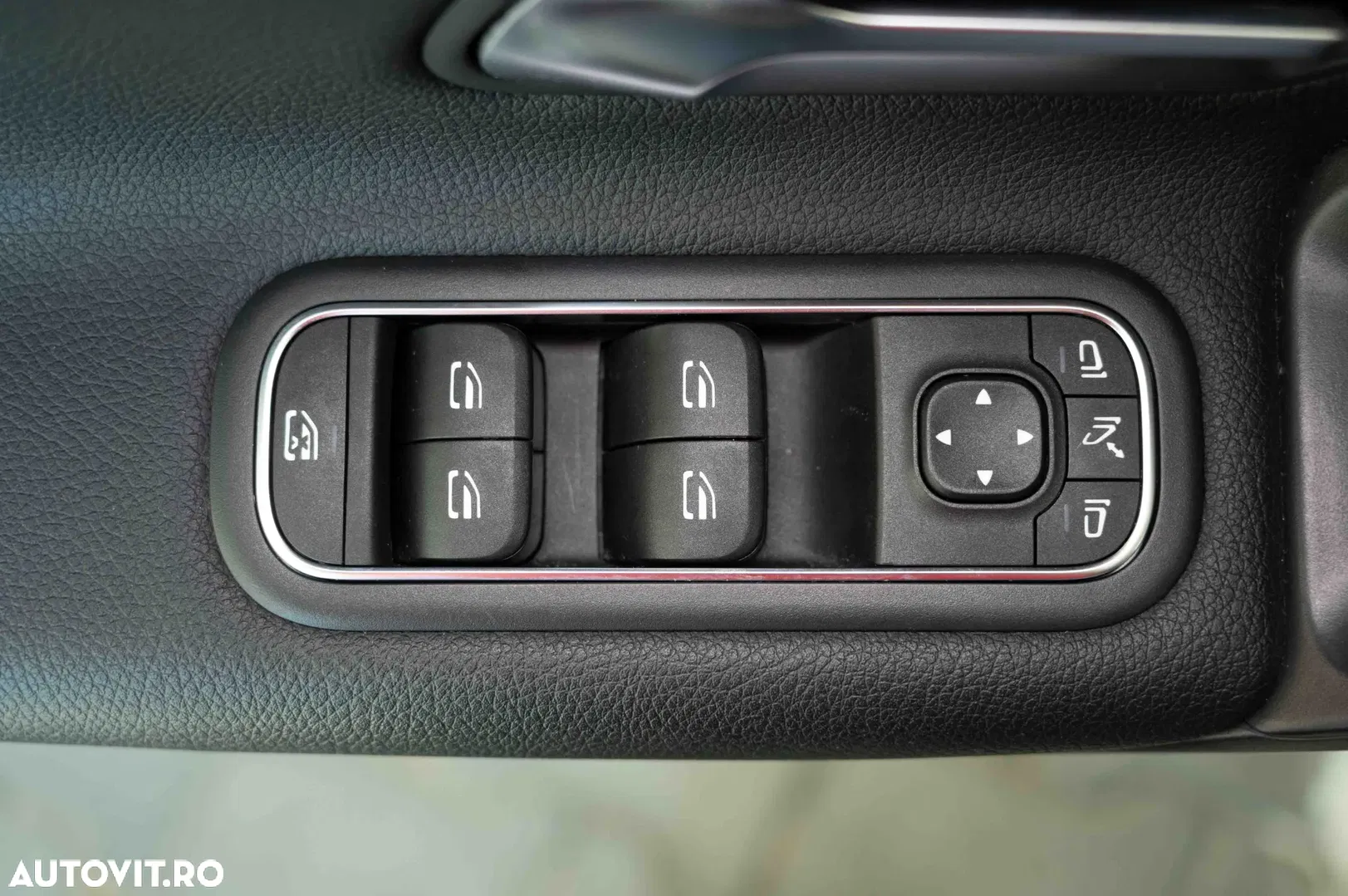 2020 Mercedes-Benz A 180 d 7G-DCT Edition 2020, photograph 5