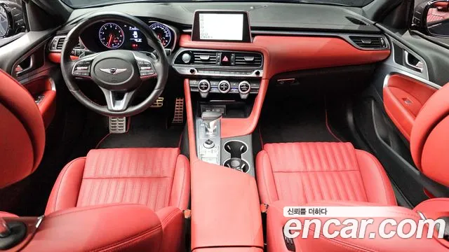 Genesis G70 3.3T Sport — photo 1 of 20
