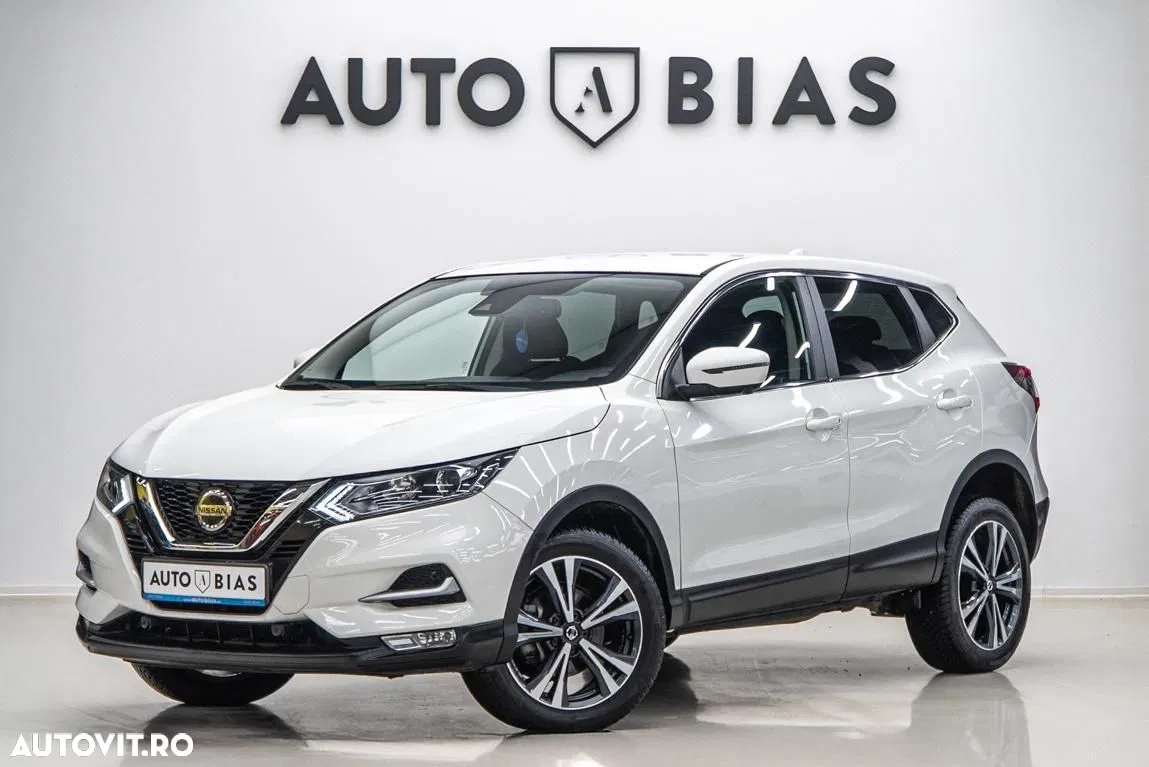Nissan Qashqai 1.7D 150CP ALL MODE 4X4-I X-TRONIC N-Connecta — photo 1 of 40