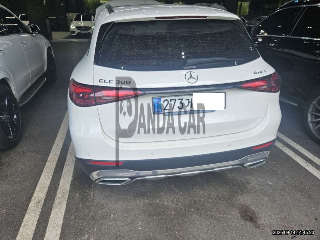 2025 Mercedes-Benz GLC300 4MATIC, photograph 1