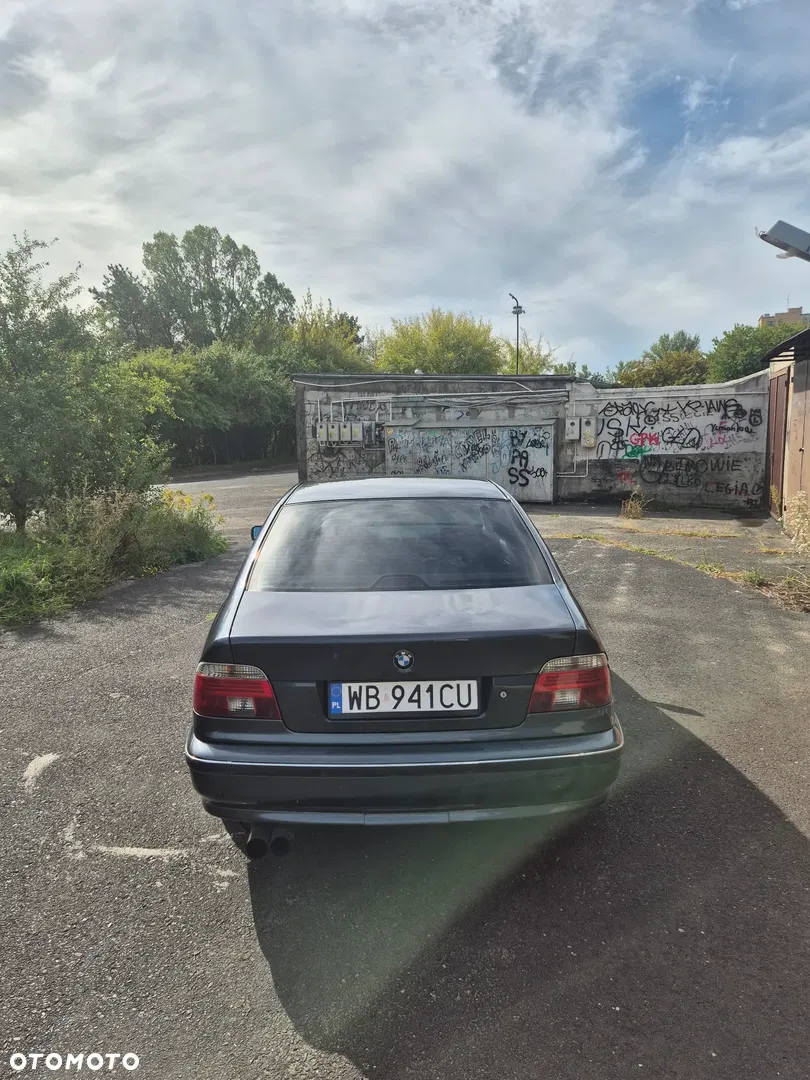 1998 BMW Seria 5, photograph 7
