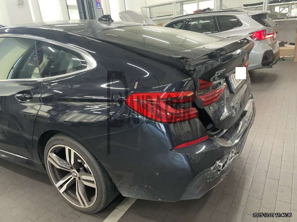 2022 BMW 630i xDrive, photograph 2