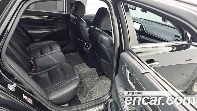 Hyundai Grandeur 2.4 Premium — photo 1 of 20
