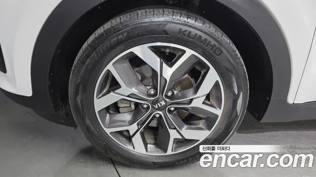Kia Sportage Diesel 2.0 2WD — photo 1 of 20