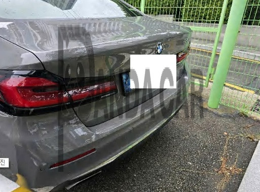 2021 BMW 520i, photograph 3