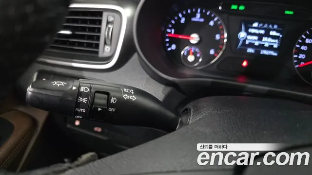 2016 Kia Sorento Diesel 2.0 2WD, photograph 5