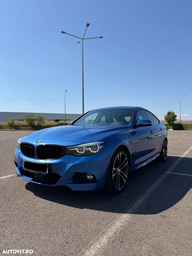 2019 BMW Seria 3, photograph 5
