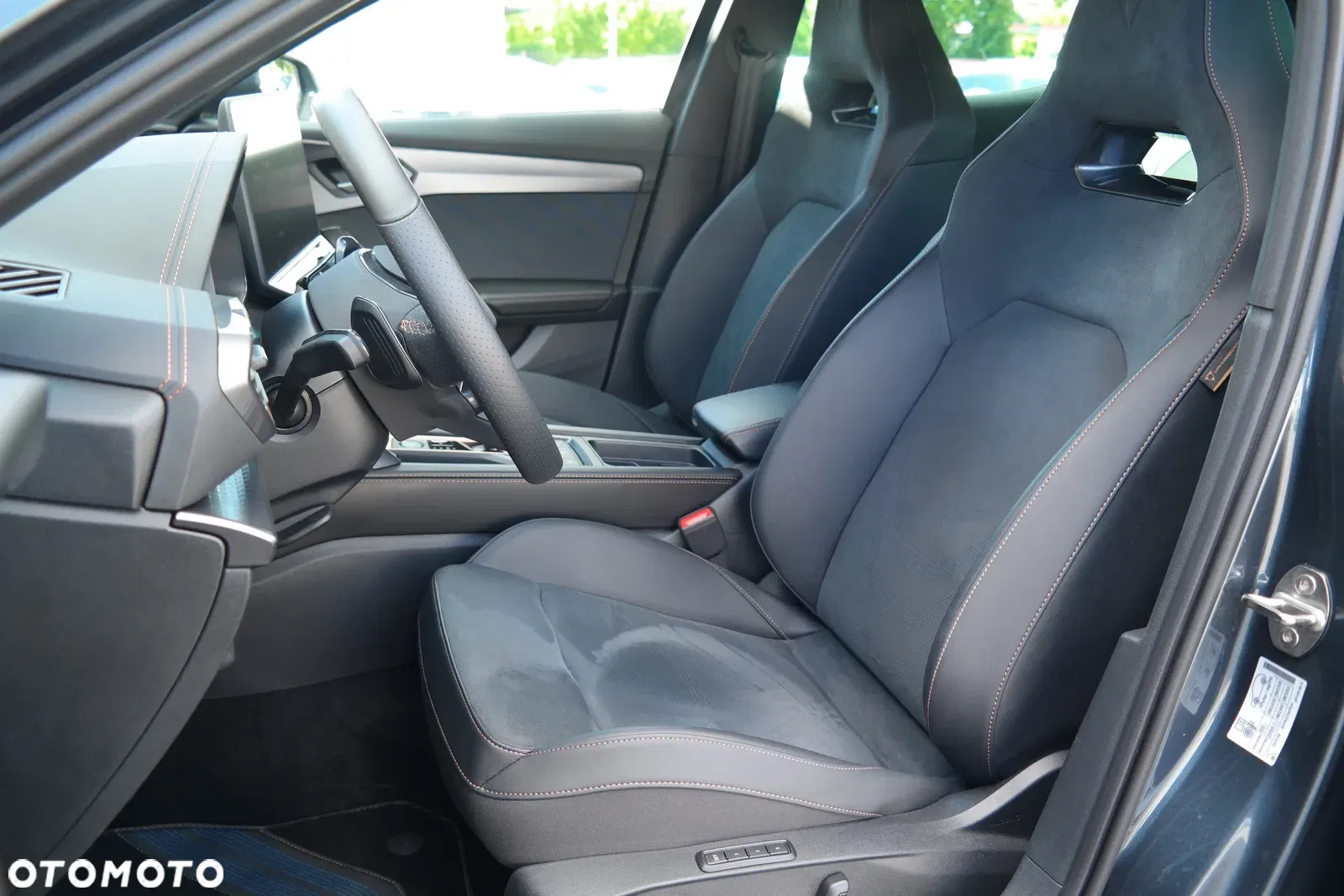 2025 Cupra Formentor 1.5 eTSI mHEV DSG, photograph 10