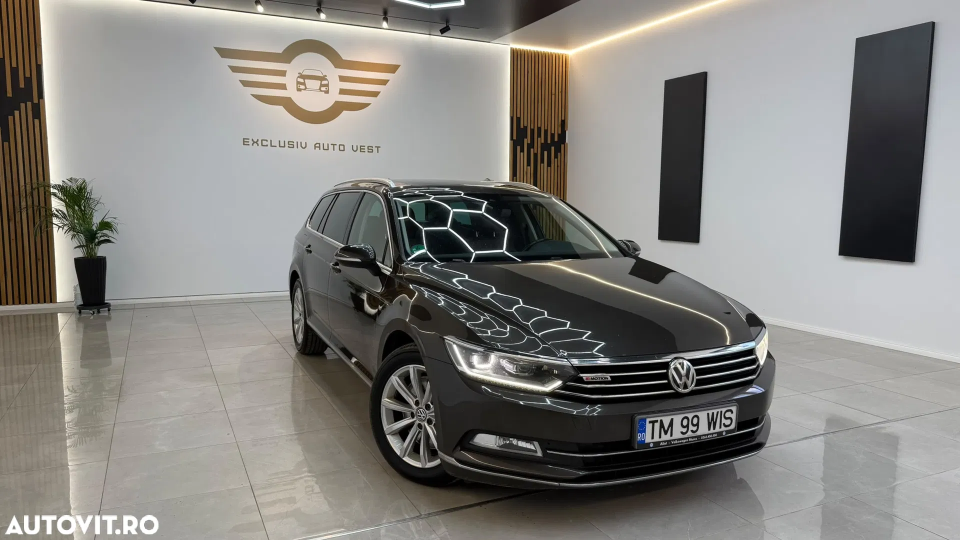 2016 Volkswagen Passat, photograph 1