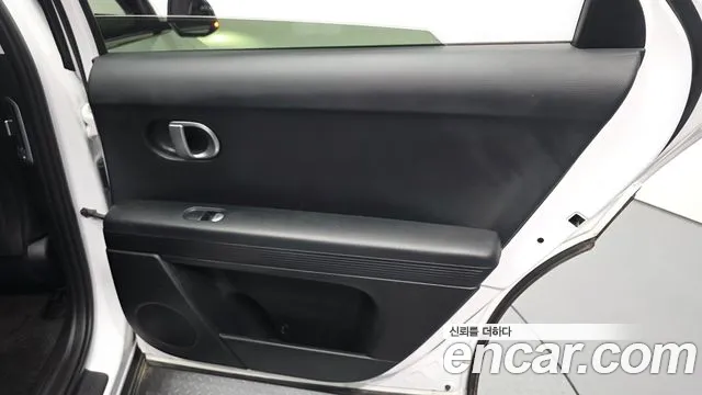 Hyundai Ioniq5 Long range — photo 1 of 31
