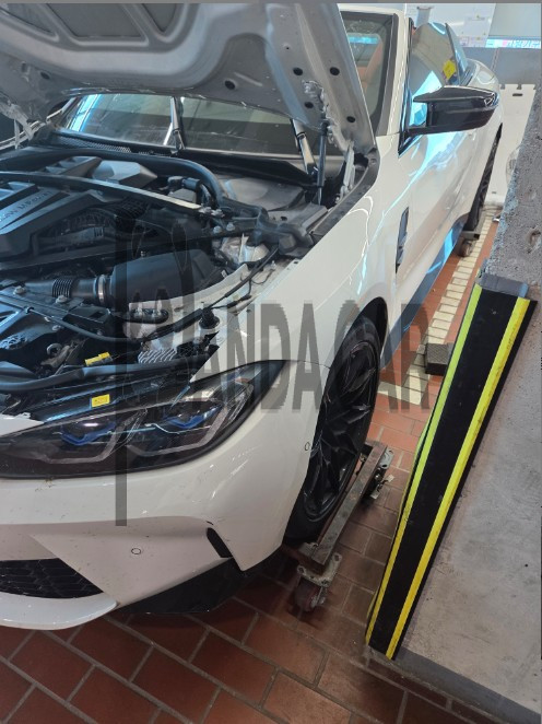 2024 BMW M4 Competition Convertible M xDrive, photograph 2