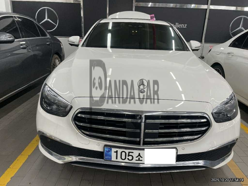 2023 Mercedes-Benz E250, photograph 1
