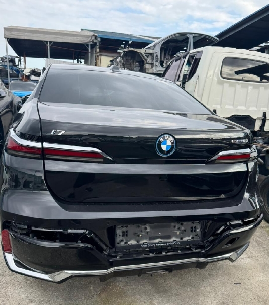2024 BMW i7 eDrive50 2024 model, photograph 5