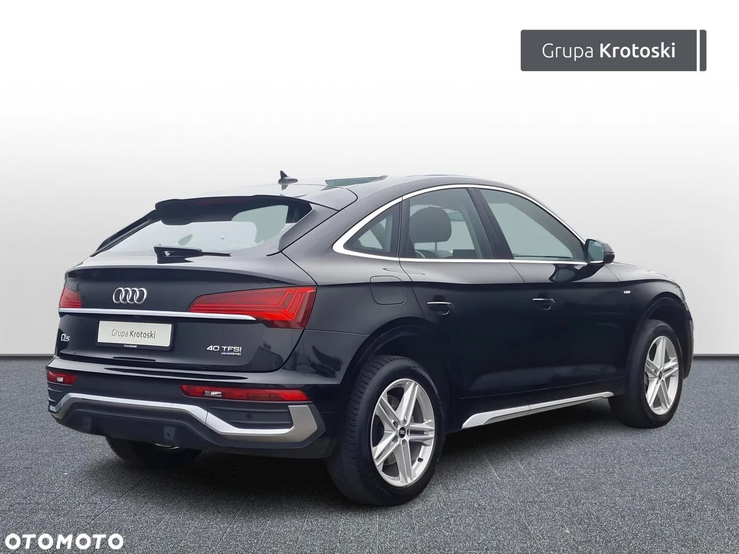 2023 Audi Q5 Sportback, photograph 3