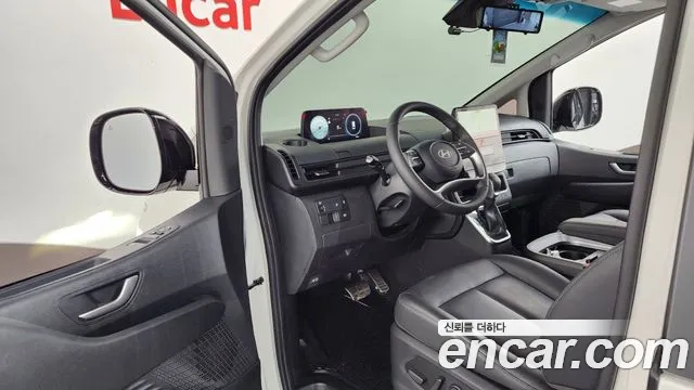 2025 Hyundai Staria L3.5 Cargo 5-Seater, photograph 10
