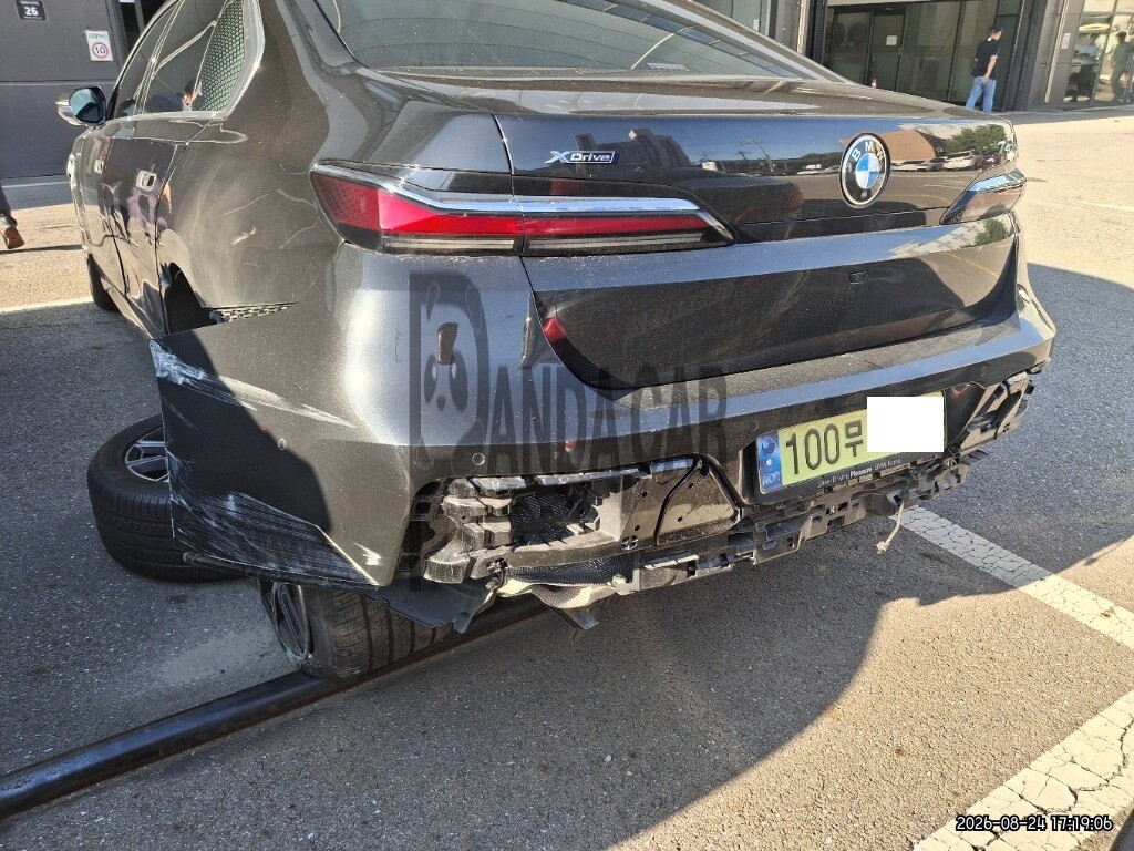 2024 BMW 740d xDrive, photograph 2