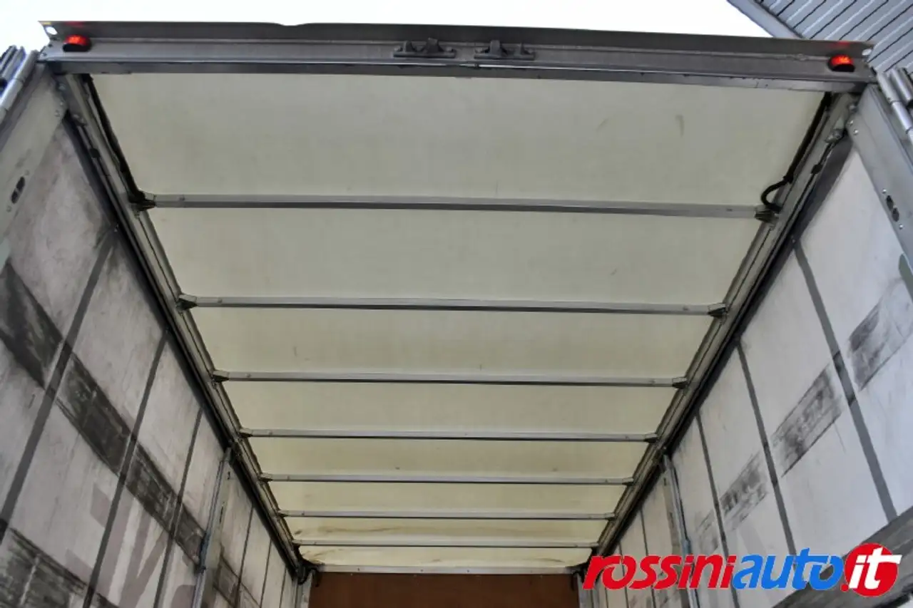 2020 MAN TGE 50/35 2.0 BITDI 177 VC DSG L4 FURGONE CENTINA, photograph 8