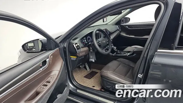 2019 Hyundai Grandeur Exclusive, photograph 1