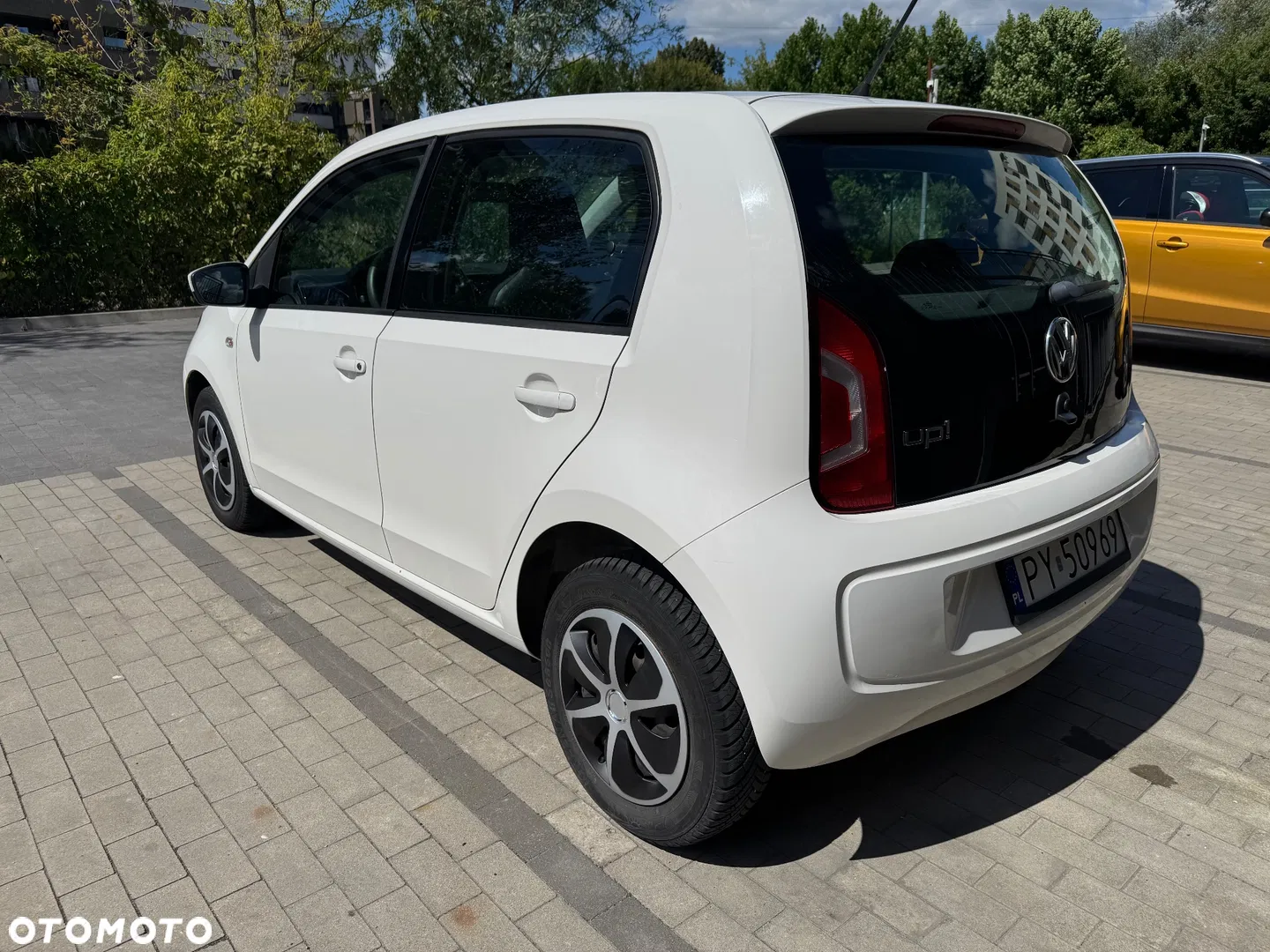 2015 Volkswagen up! 1.0 move EU6, photograph 8