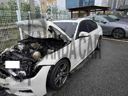 2017 BMW 320i, photograph 3