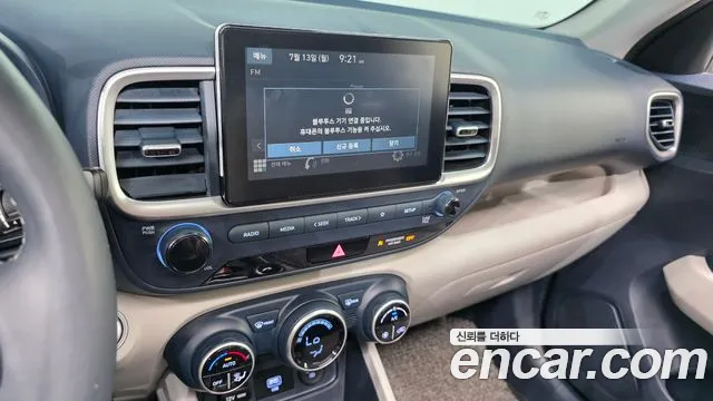 2020 Hyundai Venue 1.6 Flux, photograph 8