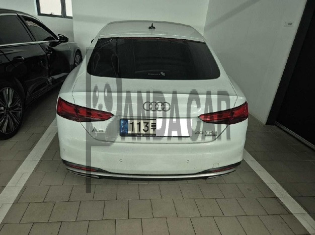 2021 Audi A5 Sportback 40 TFSI quattro, photograph 1