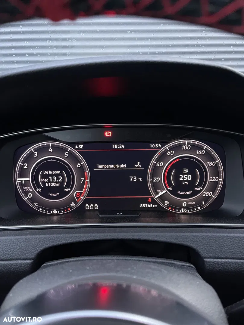 2019 Volkswagen Golf GTI 2.0 TSI OPF Performance, photograph 7