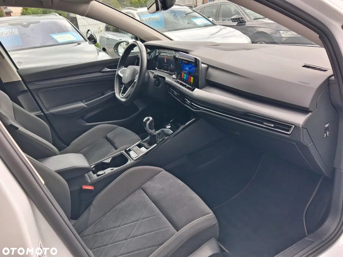 2023 Volkswagen Golf 1.5 TSI EVO Style, photograph 9