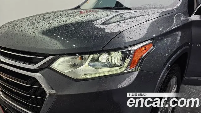 2019 ChevroletGMDaewoo Traverse 3.6 AWD Premier, photograph 3