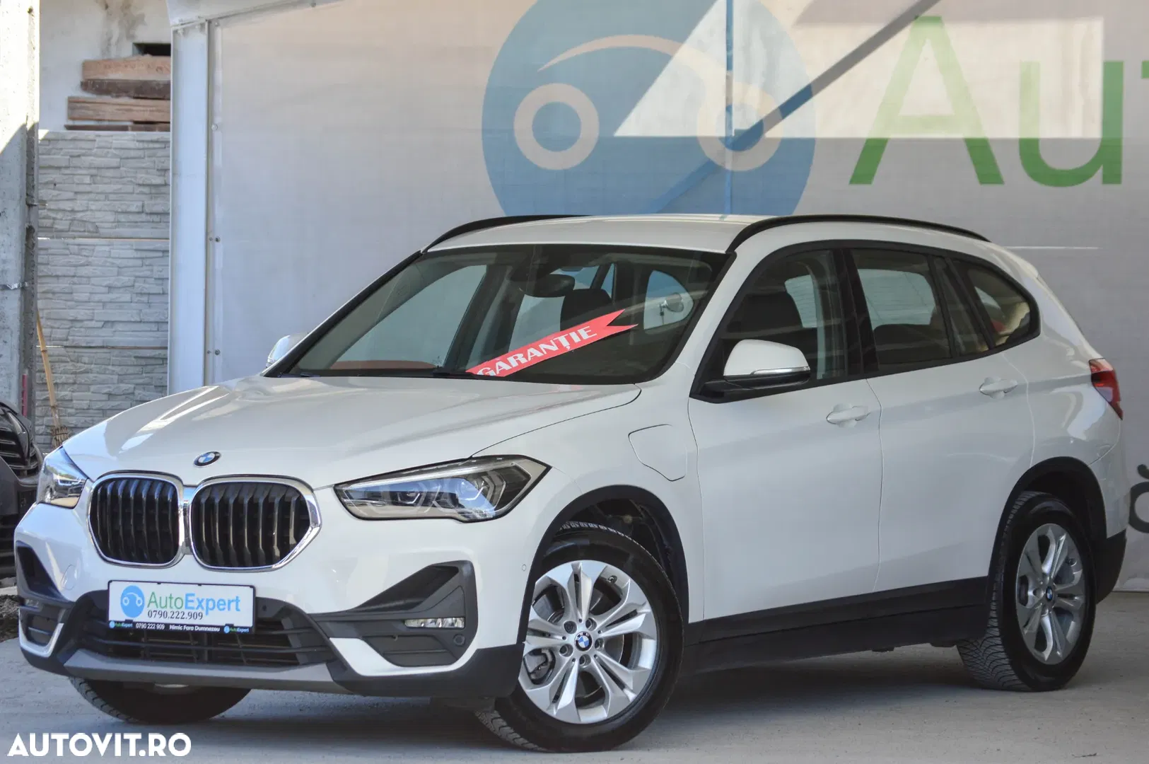 2021 BMW X1 xDrive25e xLine, photograph 3
