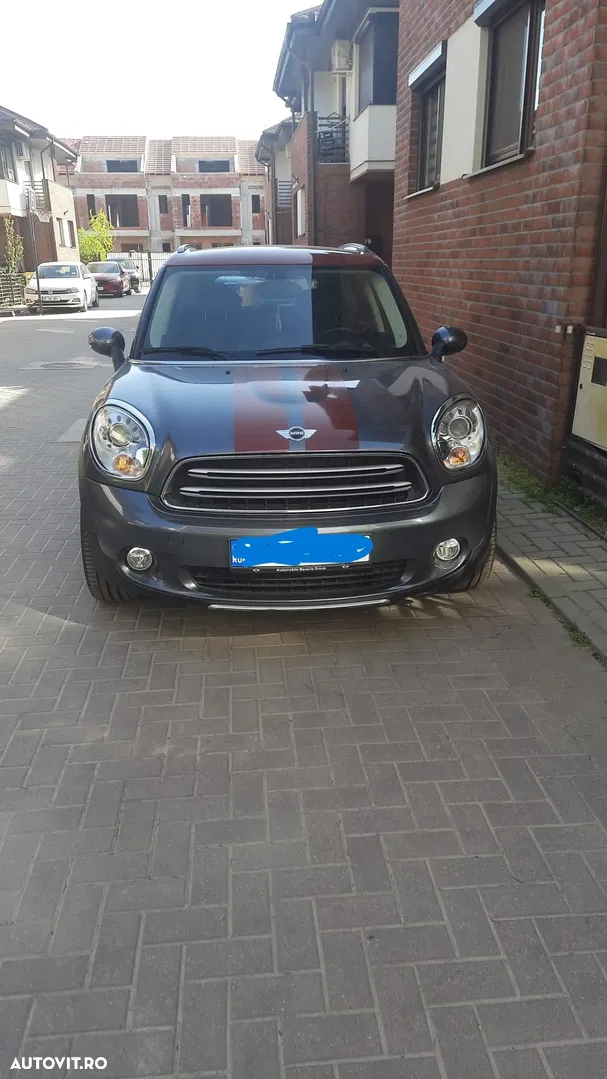 2016 Mini Countryman Cooper D ALL4 AT, photograph 4
