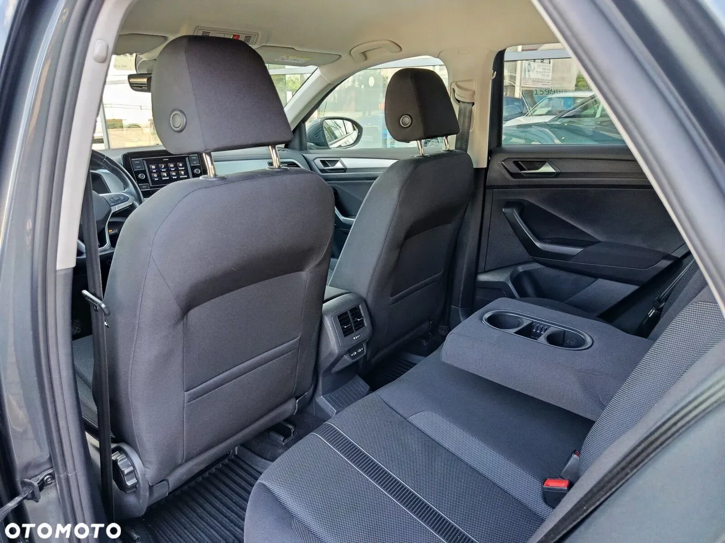 2022 Volkswagen T-Roc 1.5 TSI Life, photograph 11