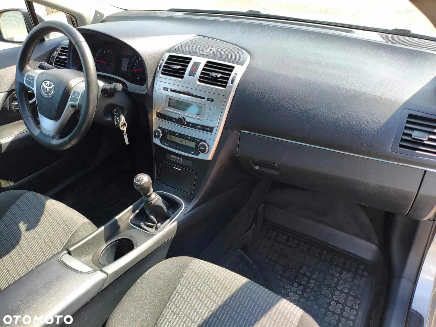 2014 Toyota Avensis 1.8 Active, photograph 6