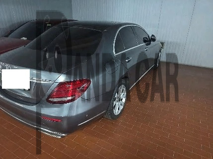 2019 Mercedes-Benz E300, photograph 5