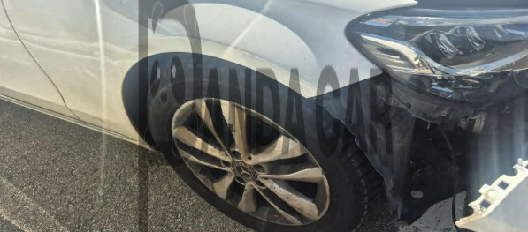 2019 Mercedes-Benz C220 d, photograph 3