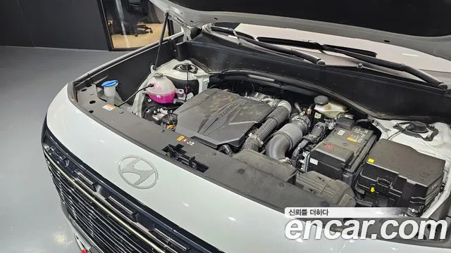 Hyundai Palisade Gasoline 2.5T 4WD 9-Seater — photo 1 of 39